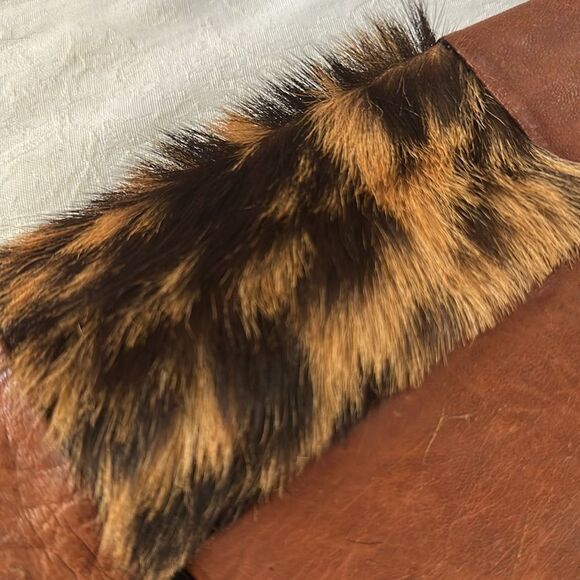 Leather Cowhide Patchwork Circular Rug Brown and Black - Picture 15 of 15